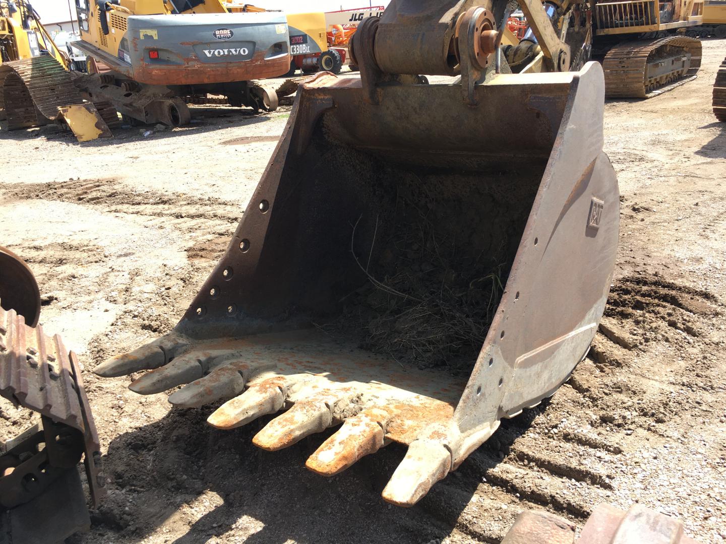 ./imagenes/INVOICE/2019/16931/EXCAVADORA CAT 325D (15).JPG